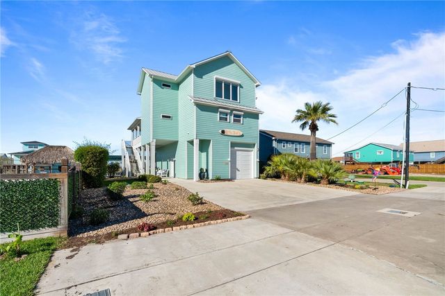 124 Channelview, Rockport, TX 78382
