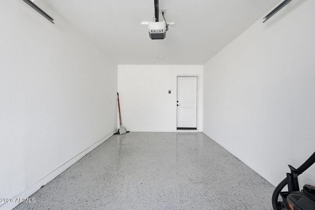 3041 E Elm Street, Phoenix, AZ 85016