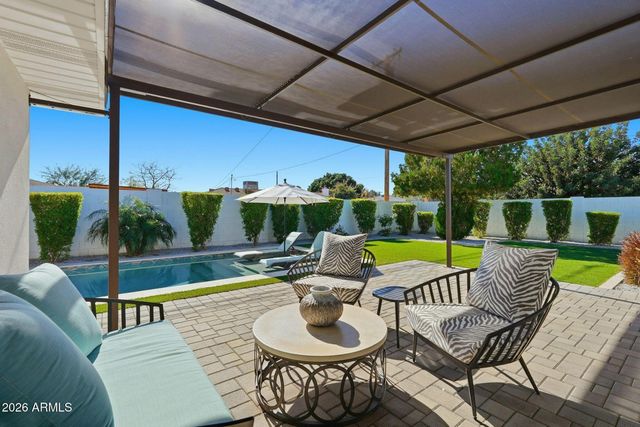 3041 E Elm Street, Phoenix, AZ 85016
