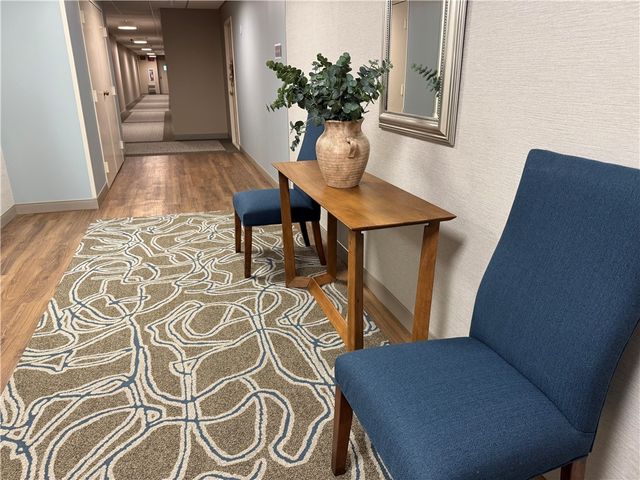 750 Washington Road 409, Mt Lebanon, PA 15228