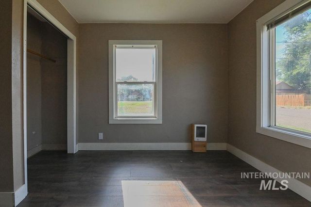 173 NW 7th Ave, Ontario, OR 97914