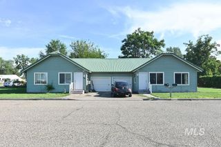 173 NW 7th Ave, Ontario, OR 97914