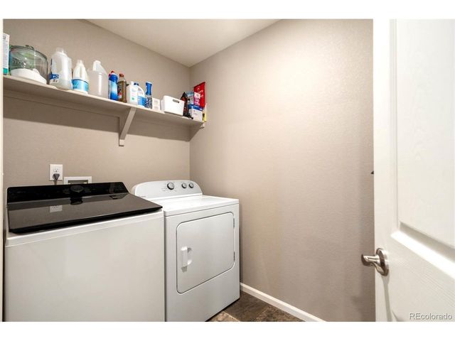 22521 E Radcliff Dr, Aurora, CO 80015