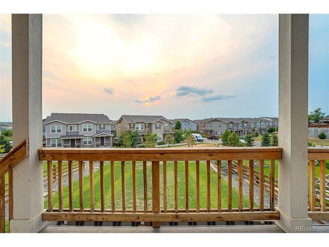 22521 E Radcliff Dr, Aurora, CO 80015