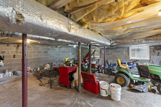 767 Woodmont Blvd, Clarksville, TN 37040