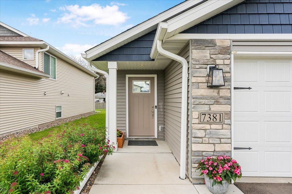 7381 Degrio Way, Inver Grove Heights, MN 55076 — photo 3