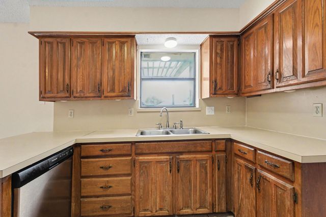 2324 Harbinger Lane, Dallas, TX 75287