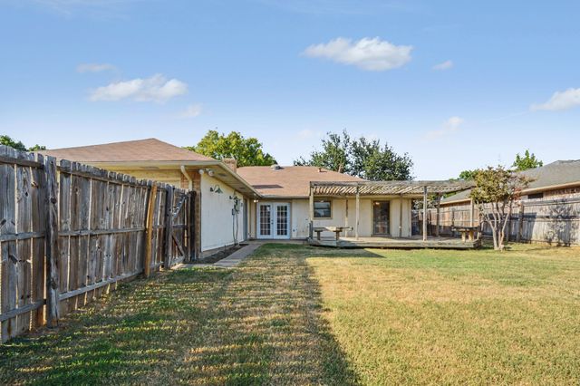2324 Harbinger Lane, Dallas, TX 75287