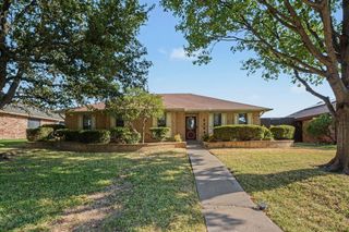 2324 Harbinger Lane, Dallas, TX 75287