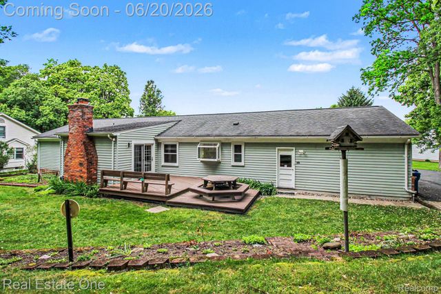 6440 Grand Circle Drive, Genoa Township, MI 48116