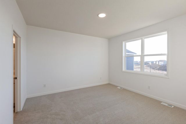 4928 Jandura Bay NE, Saint Michael, MN 55376