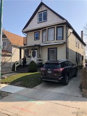 37 Abbottsford Place, Buffalo, NY 14213