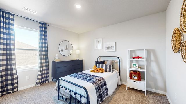 3030 Sweetwater Drive, Des Moines, IA 50320