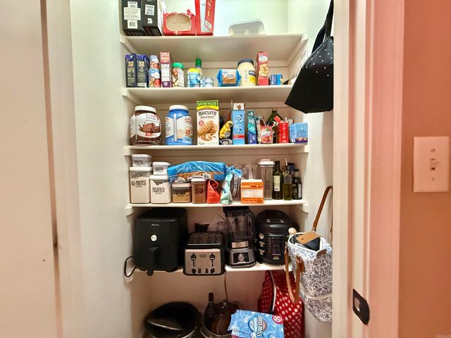 2812 Lynne Court, Bryant, AR 72022