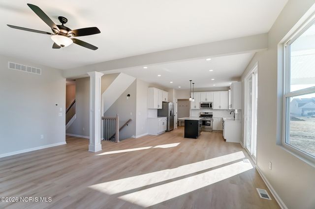 8811 Flint Court, Sylvania, OH 43560