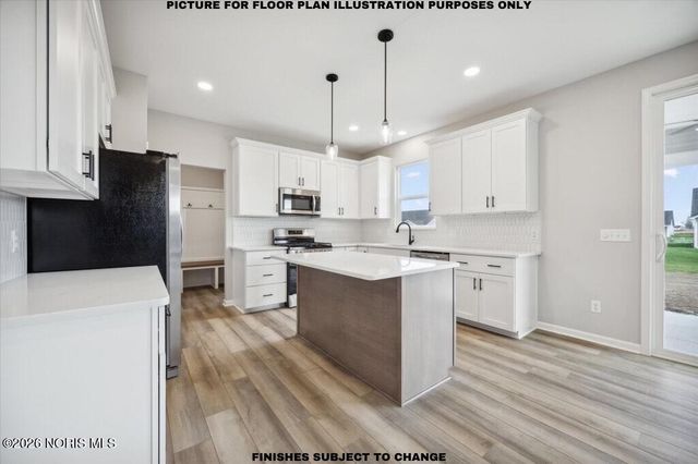 8811 Flint Court, Sylvania, OH 43560