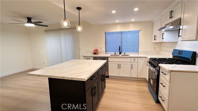 1472 Camelot Drive, Corona, CA 92882