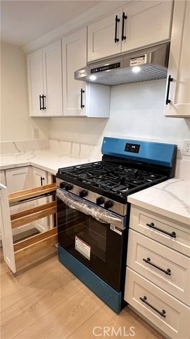 1472 Camelot Drive, Corona, CA 92882