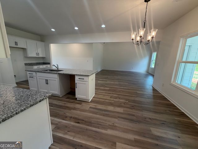 1212 White Oak Way, Griffin, GA 30224
