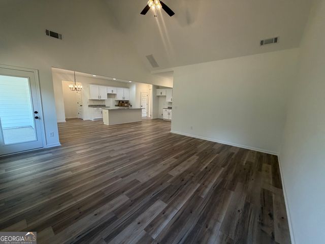 1212 White Oak Way, Griffin, GA 30224