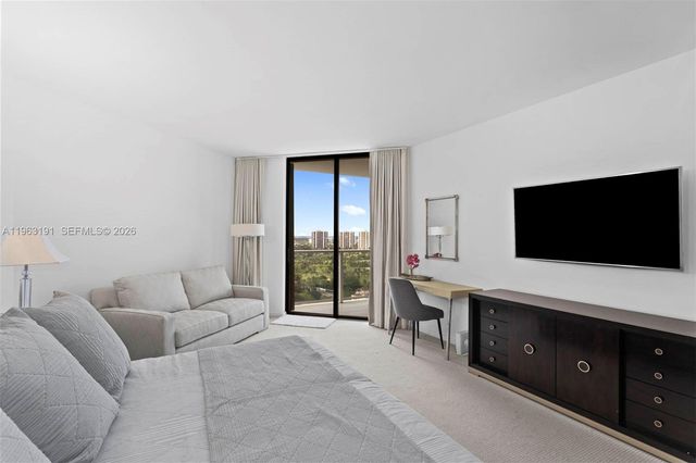 19500 Turnberry Way 20-C, Aventura, FL 33180