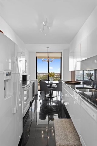 19500 Turnberry Way 20-C, Aventura, FL 33180