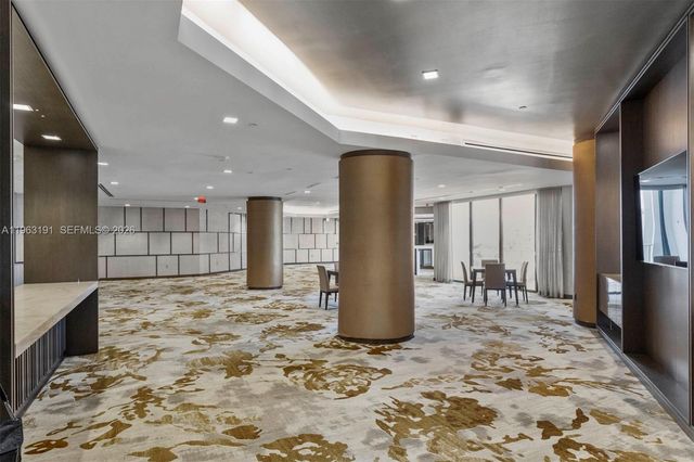 19500 Turnberry Way 20-C, Aventura, FL 33180