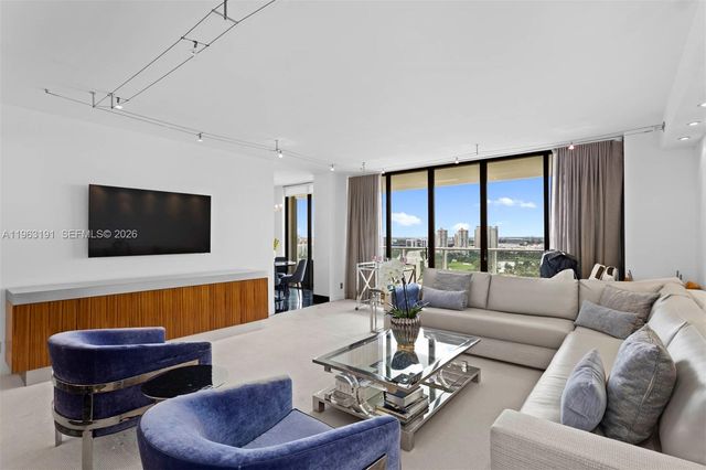 19500 Turnberry Way 20-C, Aventura, FL 33180