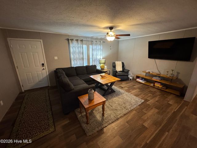 113 Moores Landing Road, Hampstead, NC 28443