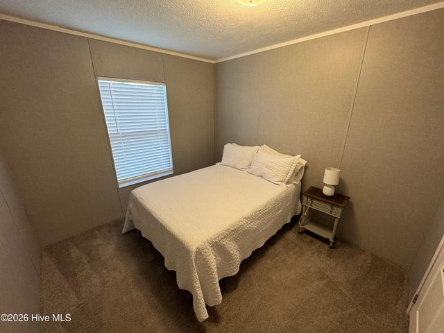 113 Moores Landing Road, Hampstead, NC 28443