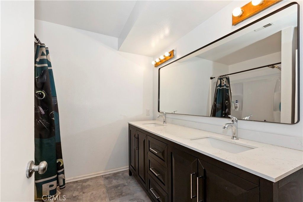 Image 20 of property listing at 9028 La Verne, Rancho Cucamonga, CA 91701