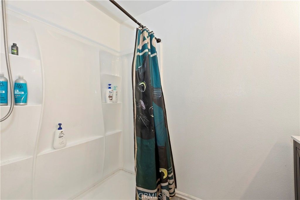Image 21 of property listing at 9028 La Verne, Rancho Cucamonga, CA 91701