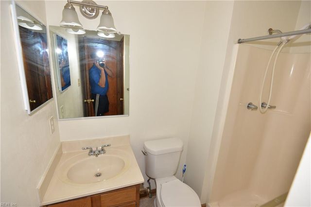 3921 Lantana PL, Virginia Beach, VA 23456