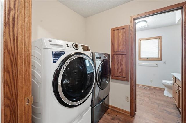 1002 7th Street, Eldora, IA 50627