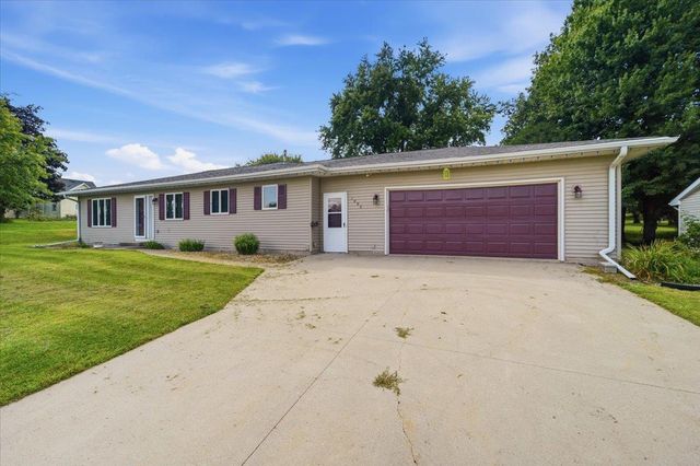 1002 7th Street, Eldora, IA 50627
