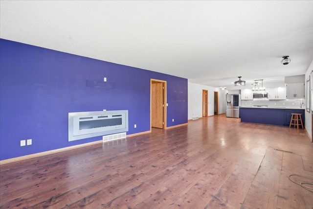 1002 7th Street, Eldora, IA 50627