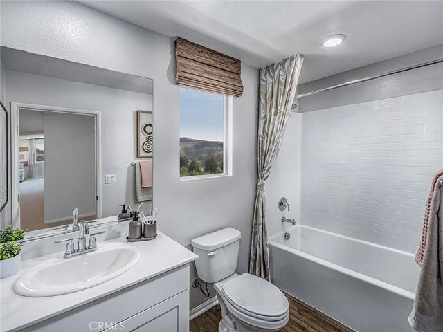 2043 Grapefruit Street, Redlands, CA 92374