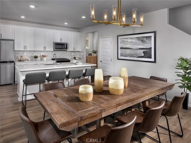 2043 Grapefruit Street, Redlands, CA 92374