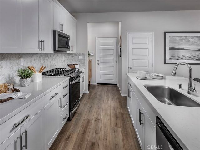 2043 Grapefruit Street, Redlands, CA 92374