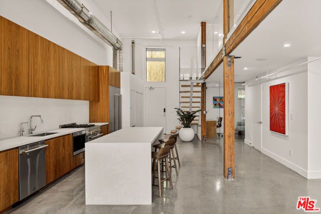 4115 Glencoe Avenue 107, Marina Del Rey, CA 90292