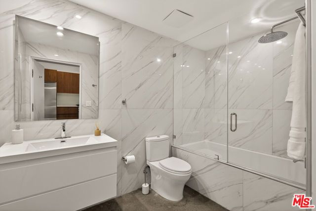 4115 Glencoe Avenue 107, Marina Del Rey, CA 90292