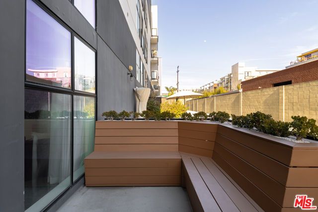 4115 Glencoe Avenue 107, Marina Del Rey, CA 90292