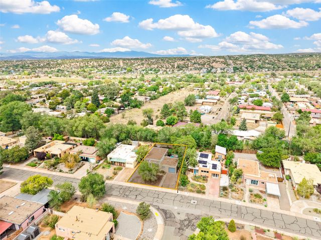 1929 San Ildefonso, Santa Fe, NM 87505