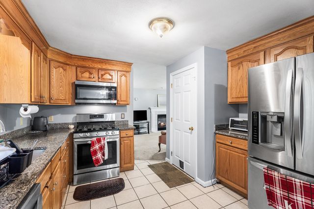 245 Hampstead St, Methuen, MA 01844