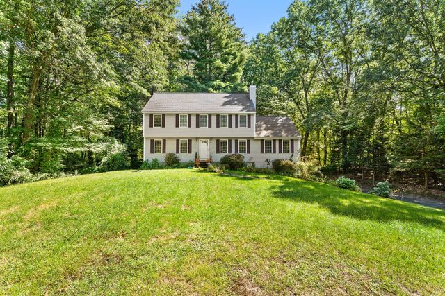 245 Hampstead St, Methuen, MA 01844