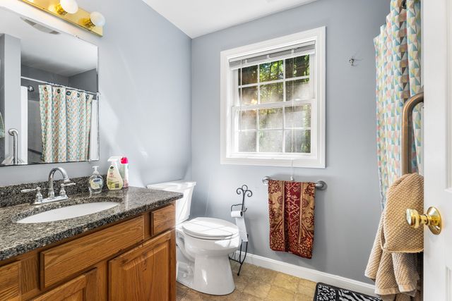 245 Hampstead St, Methuen, MA 01844