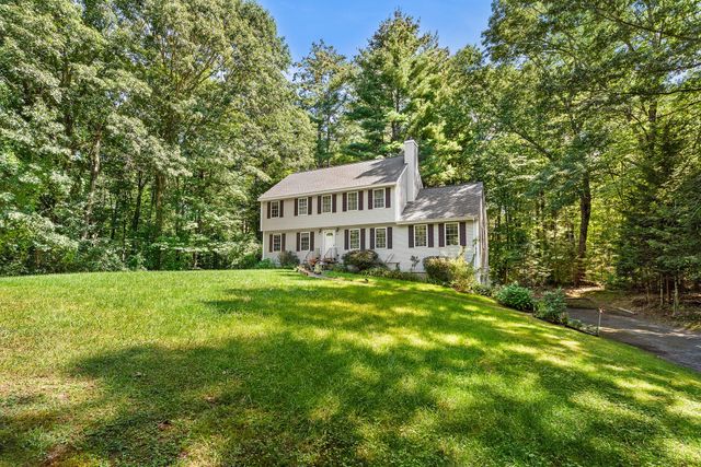 245 Hampstead St, Methuen, MA 01844