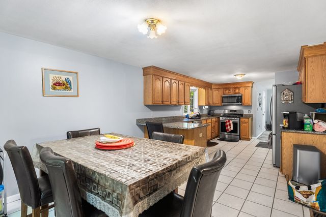 245 Hampstead St, Methuen, MA 01844