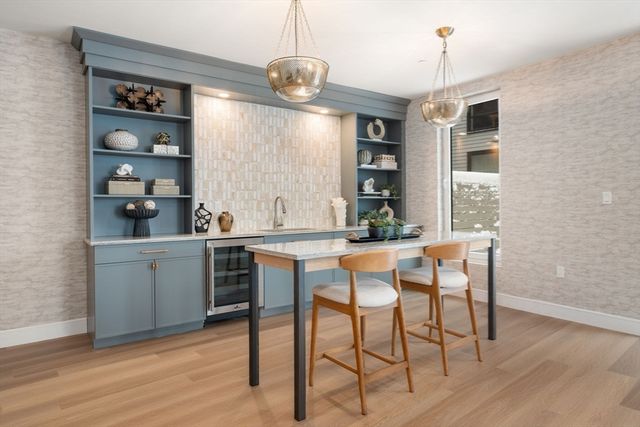 40 Soldiers Field Place 211, Boston, MA 02135