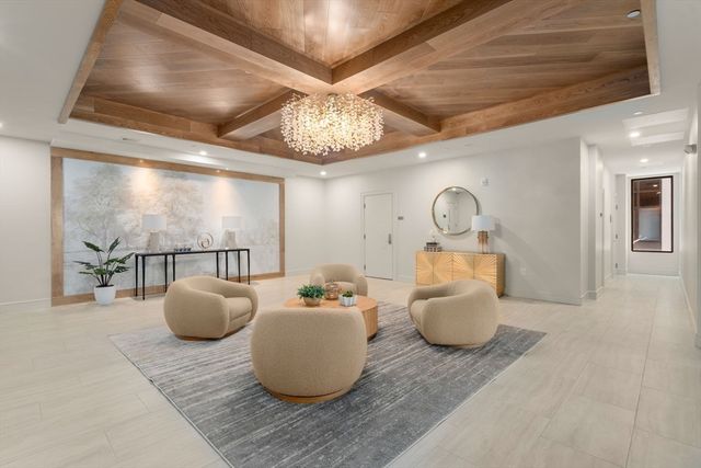 40 Soldiers Field Place 211, Boston, MA 02135